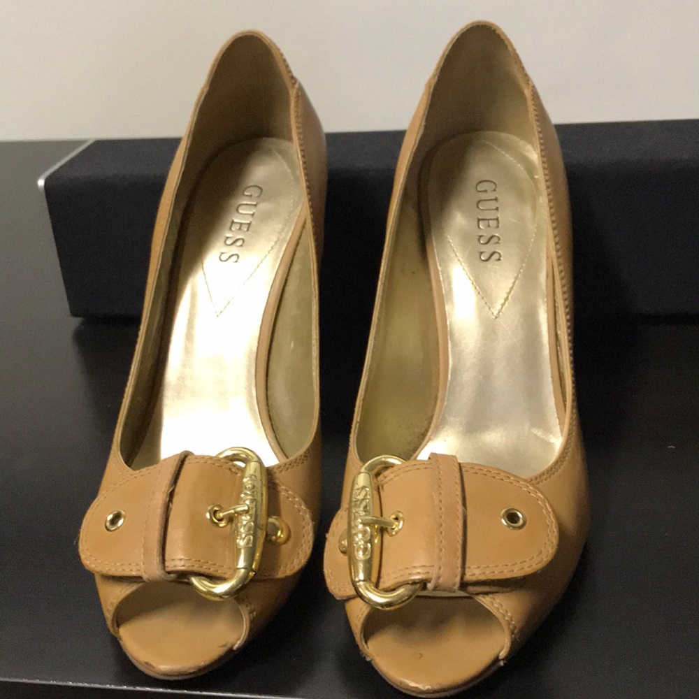 GUESS open- toe tan color heels